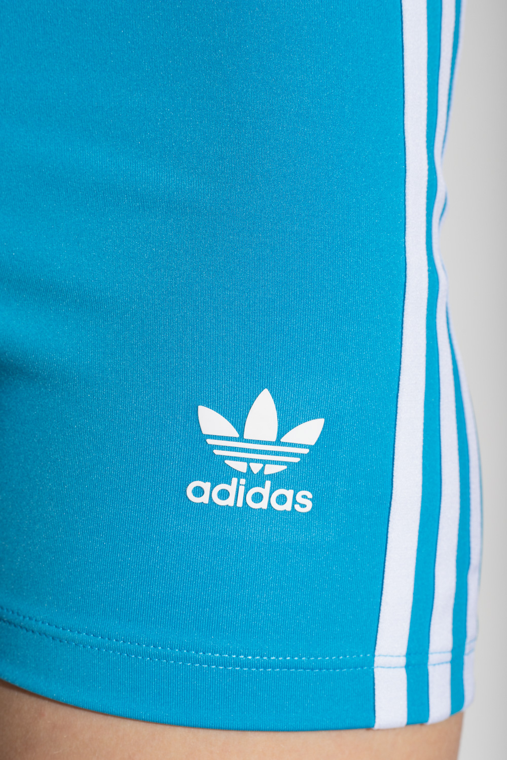 Adidas 2024 dama 2019